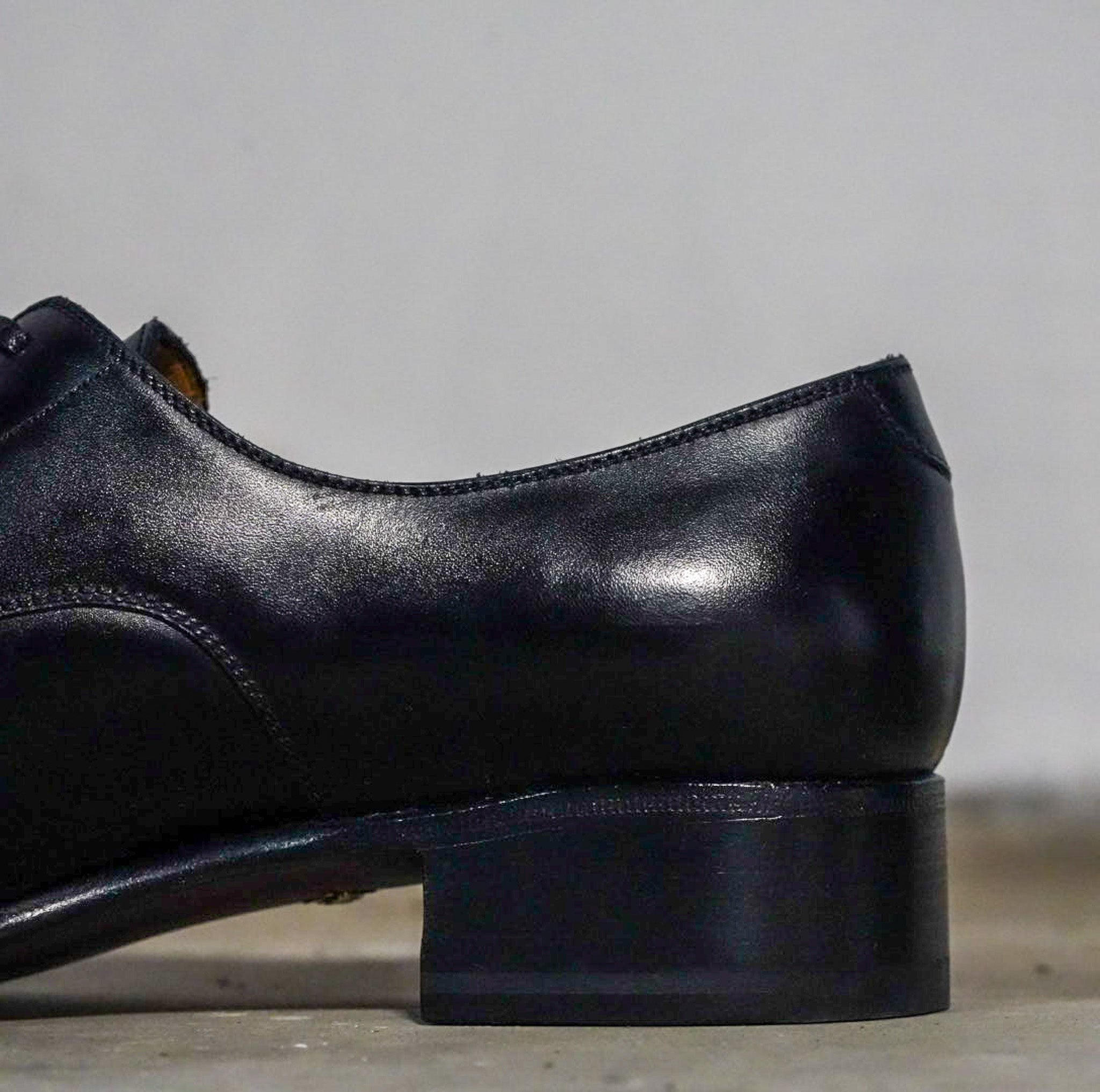 Le Yucca's new u-tip shoes | Roxanne
