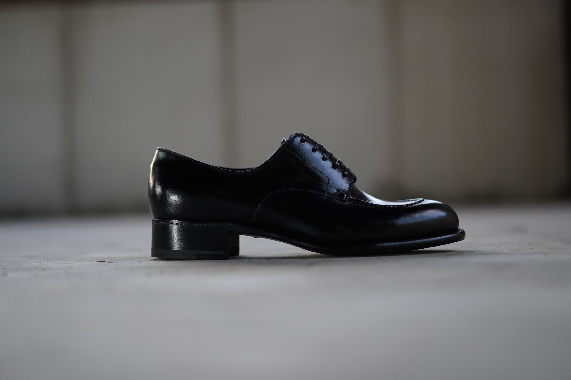 Le Yucca's new u-tip shoes | Roxanne